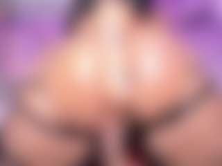 Lorena-gomezz1's Live Sex Cam Show
