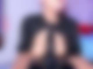Lorena-gomezz1's Live Sex Cam Show