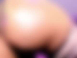 Lorena-gomezz1's Live Sex Cam Show