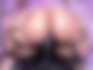 Live cam show with Lorena-gomezz1 - Full Nudity on Milfs Live