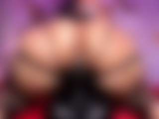 Lorena-gomezz1's Live Sex Cam Show