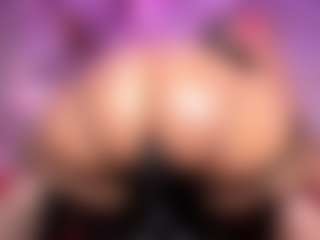 Lorena-gomezz1's Live Sex Cam Show