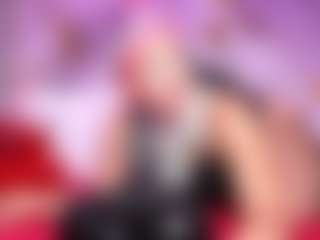 Lorena-gomezz1's Live Sex Cam Show