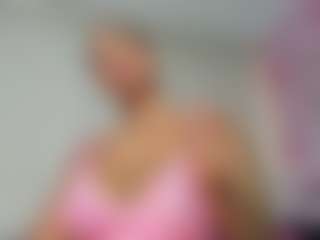 Live cam show with NATALI-KIDMAN - Oil on Hubzter Live