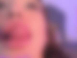 Live cam show with brenda-becker - Normal on Latina Girls