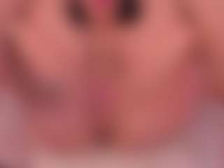 Live cam show with brenda-becker - Brown Eyes on Uber Horny