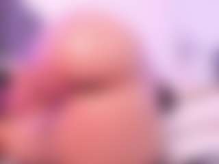 Live cam show with brenda-becker - Gamer Asian on Dare Cams