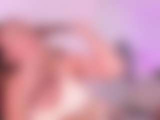 Live cam show with brenda-becker - Asian Public on Camsoda