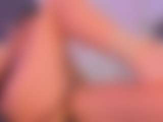 Live cam show with brenda-becker - Petite on Camsoda