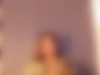 Live cam show with brenda-becker - Asian Public on Camsoda