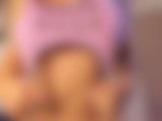Live cam show with brenda-becker - Striptease on Camming Site