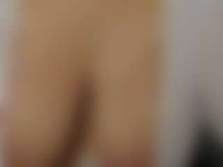 Live cam show with dephnee - Nipple Piercings on Dolls Live