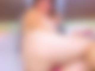 jaadee1 MILF webcam performer live streaming