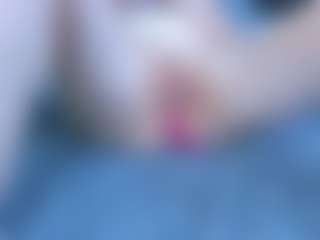 jaadee1 MILF webcam performer live streaming