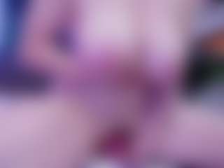 Yummy_Girl's Live Sex Cam Show