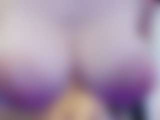 Yummy_Girl's Live Sex Cam Show