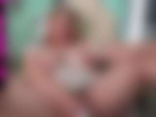 Yummy_Girl's Live Sex Cam Show