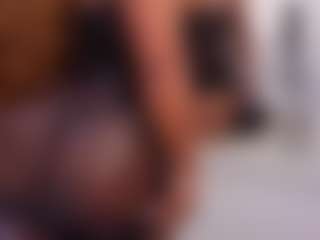 Andrea Fletcher's Live Sex Cam Show