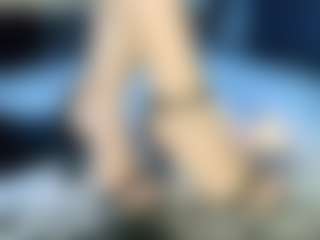 Live cam show with Assya - Butt Plug on Dolls Live