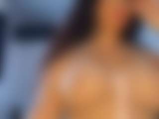 Live cam show with Assya - Butt Plug on Gym Cam Girls