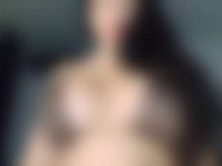 Assya's Live Sex Cam Show