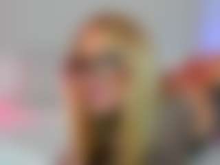Live cam show with BabieLynn - Lick on eurowanks.com