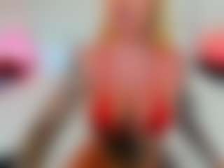 Live cam show with BabieLynn - Spank on Fling VIP Chat