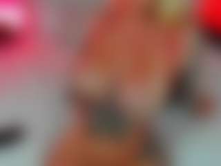 Live cam show with BabieLynn - Spank Toys on 1on1-livenow