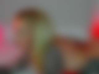 Live cam show with BabieLynn - Spank Blonde Hair on MyBangCams