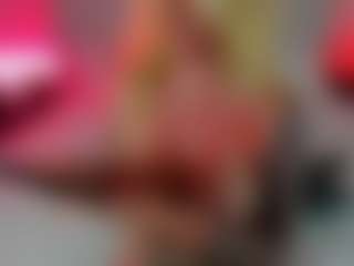 Live cam show with BabieLynn - Grey Eyes on CamClone
