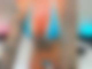 Live cam show with BabieLynn - Tanlines on Dolls Live