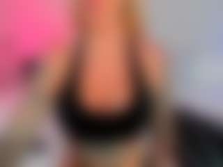 Live cam show with BabieLynn - Short on TeamSkeetLive