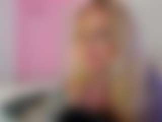 Live cam show with BabieLynn - Toys on Streamer API