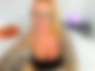 Live cam show with BabieLynn - Handjob on Camsoda