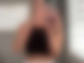 Live cam show with Iamwhitneyoc - White on instabang | united states