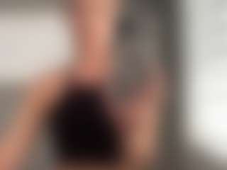 Live cam show with Iamwhitneyoc - Pornstar on fuklive.com