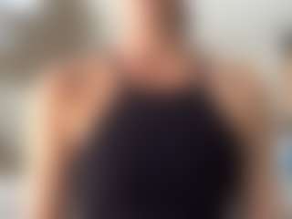 Live cam show with Iamwhitneyoc - Blowjob on Cam Slut