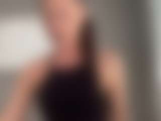Live cam show with Iamwhitneyoc - Athletic on Soda Cam