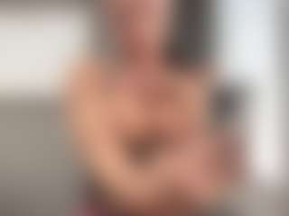 Iamwhitneyoc's Live Sex Cam Show