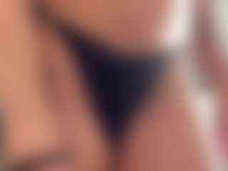 Iamwhitneyoc's Live Sex Cam Show