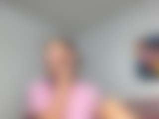 Live cam show with Iamwhitneyoc - Pornstar on eurowanks.com