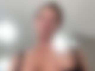 Iamwhitneyoc's Live Sex Cam Show