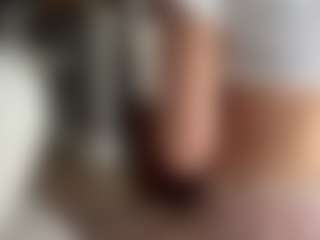 Iamwhitneyoc's Live Sex Cam Show