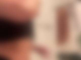 Iamwhitneyoc's Live Sex Cam Show