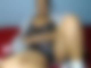 Live cam show with MissMimmi69 - Average on SinfulBabes