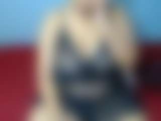 Live cam show with MissMimmi69 - Average on Camsoda