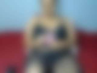 Live cam show with MissMimmi69 - Brown Hair on Cam Slut