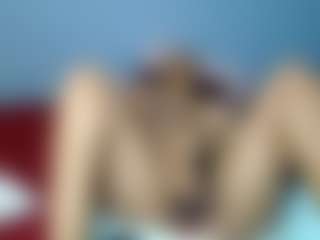 Live cam show with MissMimmi69 - Drinking on Hubzter Live