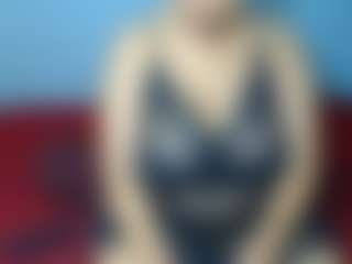 Live cam show with MissMimmi69 - Average on Streamer API