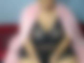 Live cam show with MissMimmi69 - Brown Hair on SpankPalCams